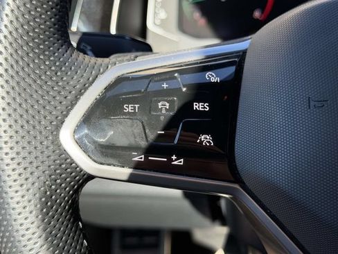 Certified 2022 Volkswagen Jetta GLI Autobahn w/ GLI Black Package FWD image 23