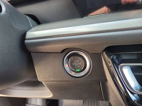 New 2026 Chevrolet Traverse LT w/ LPO, Floor Liner Package image 32