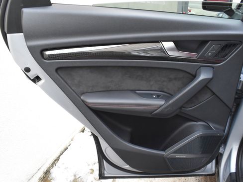 Used 2019 Audi SQ5 Prestige w/ Prestige Package image 26