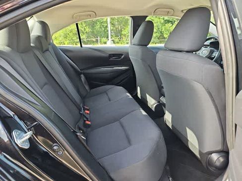 Used 2024 Toyota Corolla LE FWD image 17