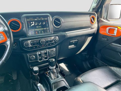 Used 2021 Jeep Gladiator Overland AWD/4WD image 23