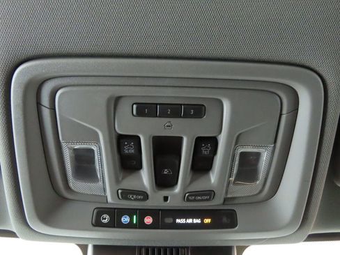 Used 2023 Chevrolet Silverado 1500 RST w/ Convenience Package II image 22