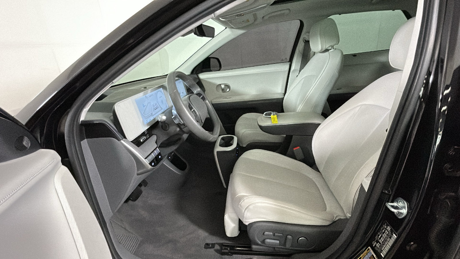 Certified 2023 Hyundai Ioniq 5 Limited AWD/4WD image 15