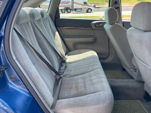 Used 2003 Chevrolet Impala FWD image 19