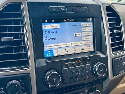 Used 2018 Ford F150 Lariat image 20