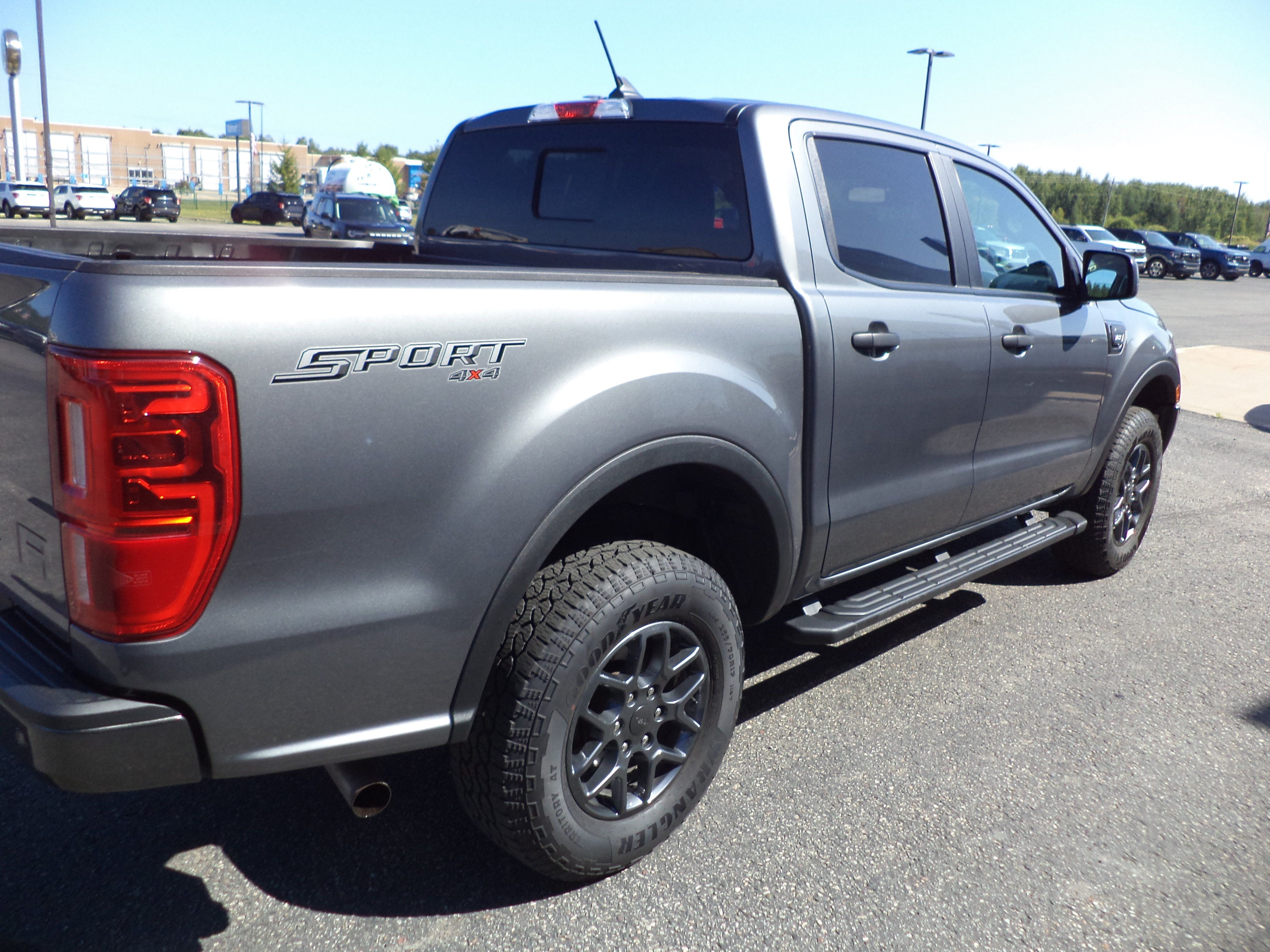 Used 2023 Ford Ranger XLT w/ Equipment Group 302A High AWD/4WD image 6