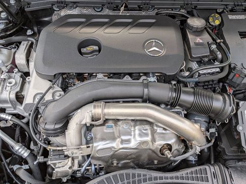 Used 2026 Mercedes-Benz GLB 250 image 35