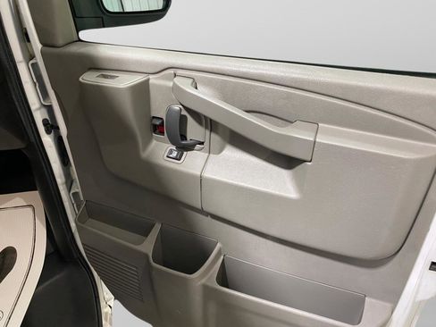 Used 2020 Chevrolet Express 2500 w/ Driver Convenience Package RWD image 18