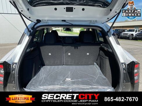 Used 2026 Nissan Kicks SV w/ Charging Package AWD/4WD image 9