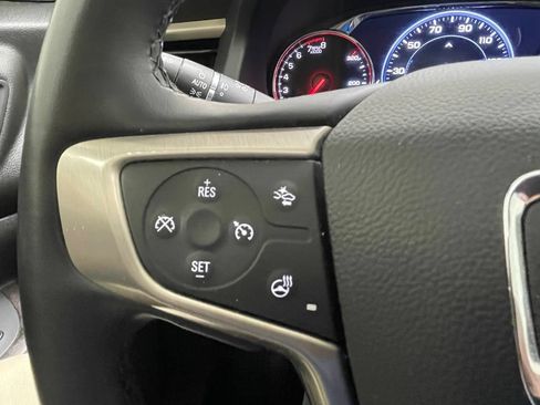 Used 2023 GMC Acadia Denali AWD/4WD image 30