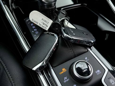 Used 2023 Kia Sorento SX Prestige image 39