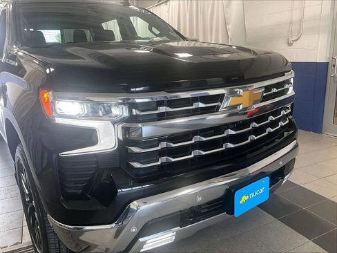 Used 2024 Chevrolet Silverado 1500 LTZ w/ Technology Package AWD/4WD image 32
