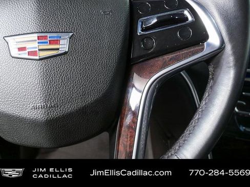 Used 2017 Cadillac XTS Luxury image 12