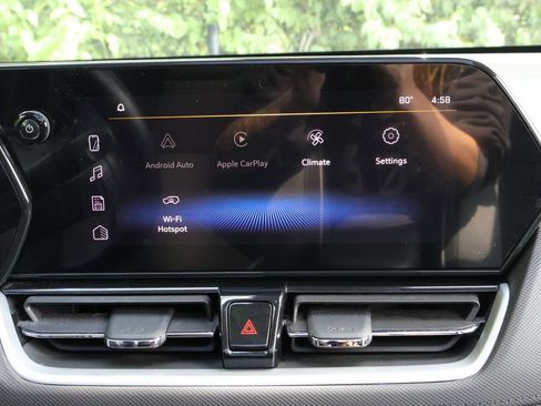 Used 2024 Chevrolet TrailBlazer LT w/ Convenience Package AWD/4WD image 18