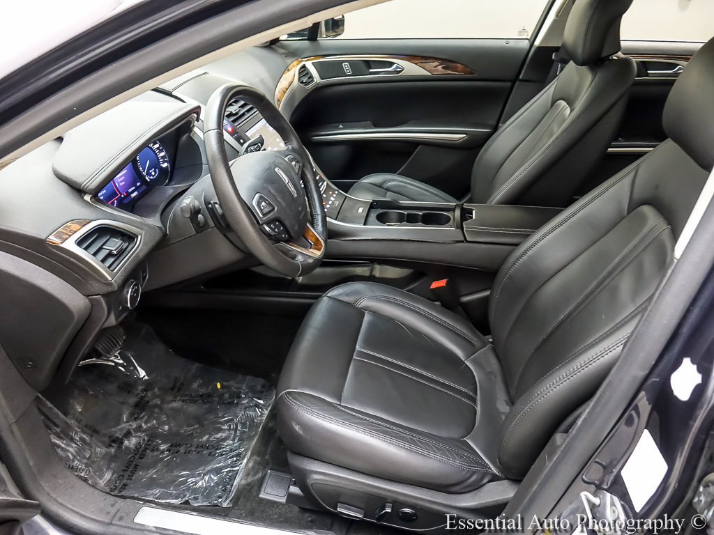 Used 2013 Lincoln MKZ FWD image 9
