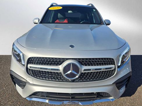 Used 2021 Mercedes-Benz GLB 250 4MATIC image 8