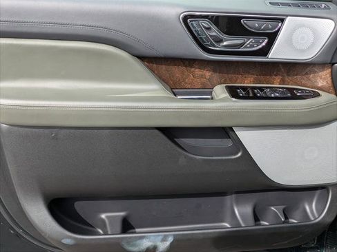 New 2023 Lincoln Navigator L Black Label image 10