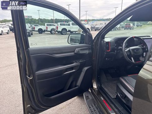 Used 2024 Ford Ranger Raptor AWD/4WD image 22