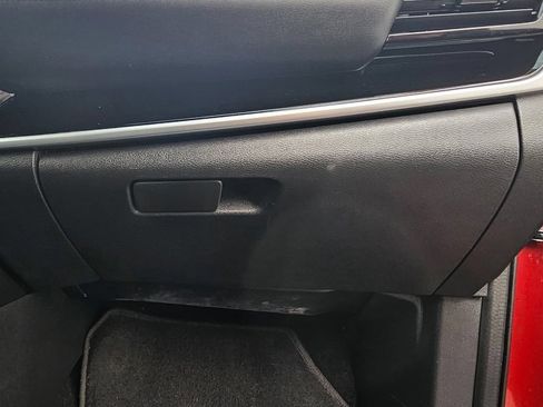Used 2022 Nissan Rogue SL AWD/4WD image 21