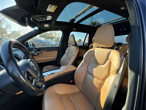 Used 2019 Volvo XC90 T6 Momentum image 27