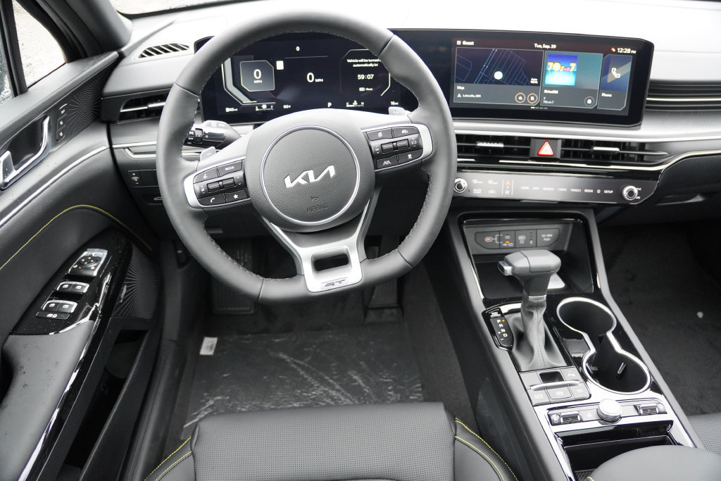 New 2027 Kia K5 GT FWD image 15