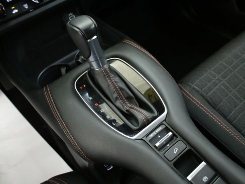 Used 2024 Honda HR-V Sport image 21