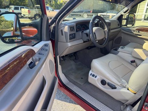 Used 2000 Ford F250 Lariat image 12
