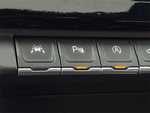 Used 2025 GMC Sierra 1500 Denali Ultimate image 26