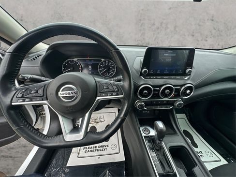 Used 2022 Nissan Sentra SV FWD image 31