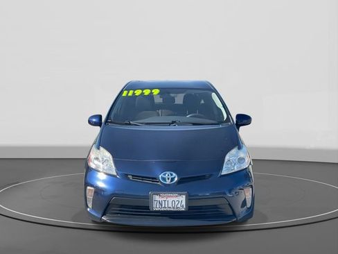 Used 2015 Toyota Prius Three image 2