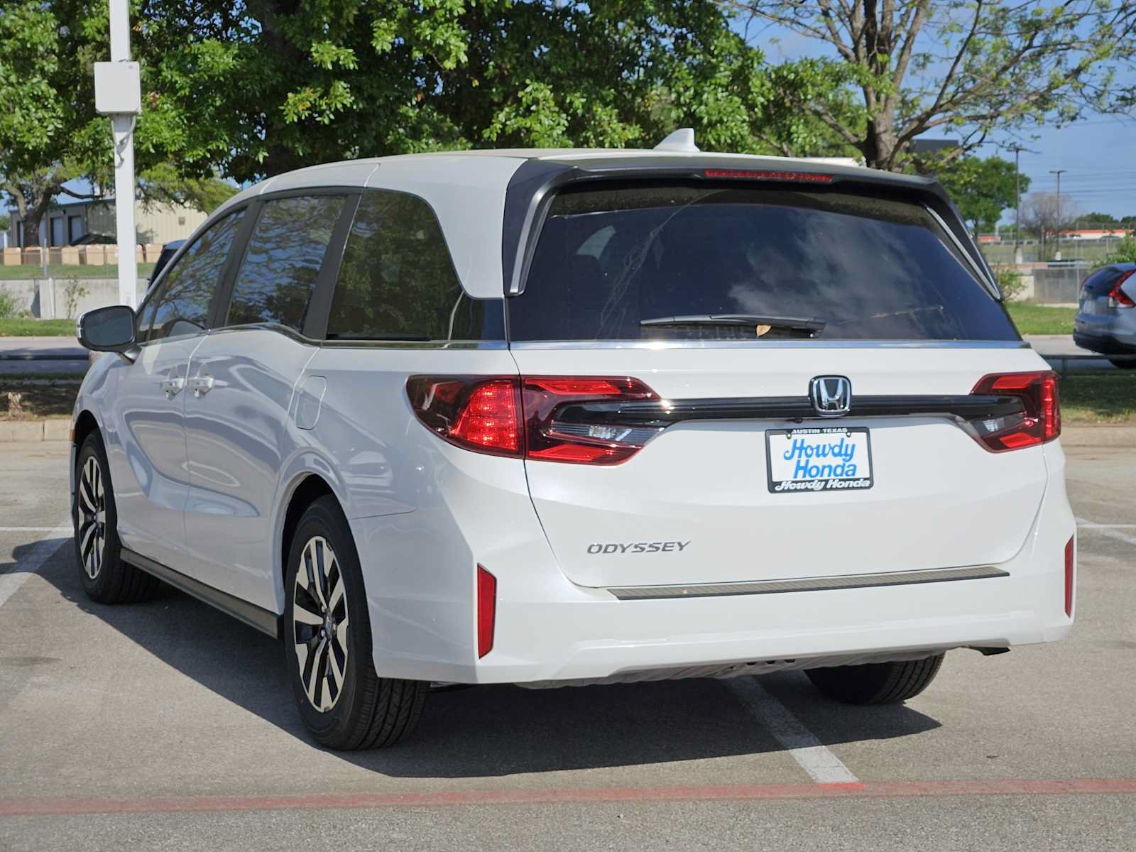 New 2026 Honda Odyssey Elite image 6