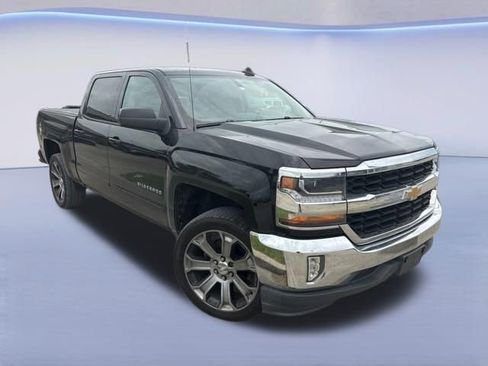 Used 2018 Chevrolet Silverado 1500 LT w/ All Star Edition RWD image 5