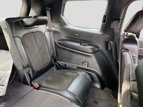 Certified 2021 Jeep Grand Cherokee L Laredo image 23