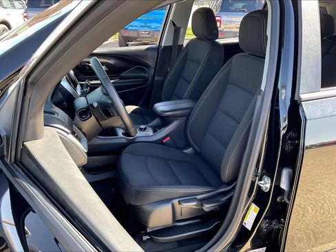 Used 2024 GMC Terrain SLE image 8