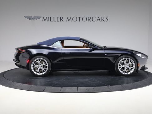 Used 2019 Aston Martin DB11 Volante RWD image 21