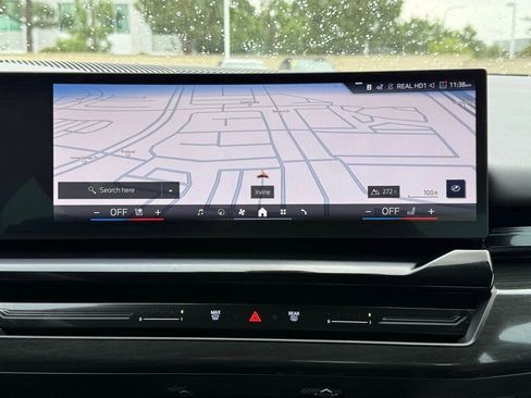 Used 2025 BMW 530i xDrive image 28