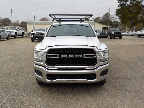 Used 2021 RAM 2500 Tradesman w/ Chrome Appearance Group image 10