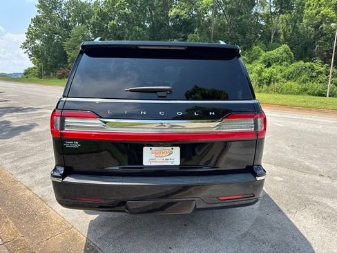 Used 2018 Lincoln Navigator Reserve AWD/4WD image 6