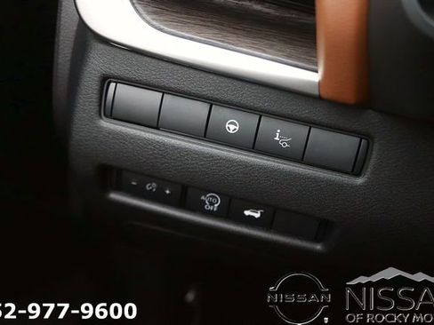 New 2026 Nissan Rogue Platinum w/ Platinum Premium Package AWD/4WD image 25