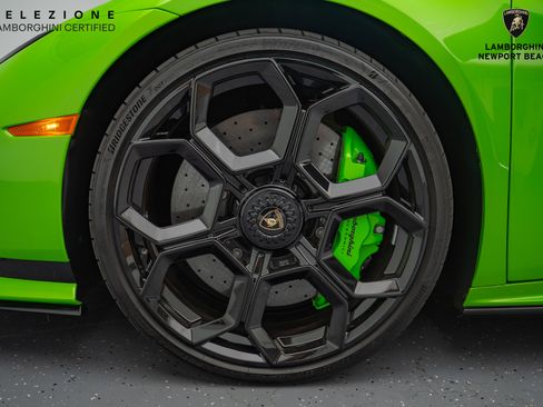 Used 2023 Lamborghini Huracan Tecnica image 37