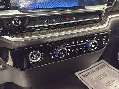 Certified 2022 Chevrolet Silverado 1500 LT image 22