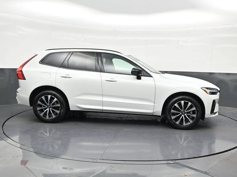 Certified 2024 Volvo XC60 B5 Core AWD/4WD image 6