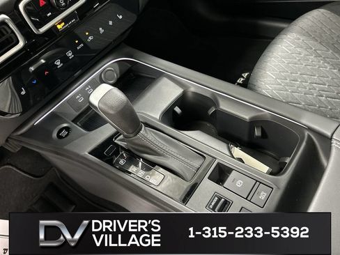 Used 2026 Nissan Sentra SV w/ SV Convenience Package FWD image 17