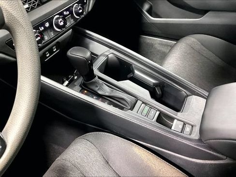 Used 2024 Honda Accord EX image 18