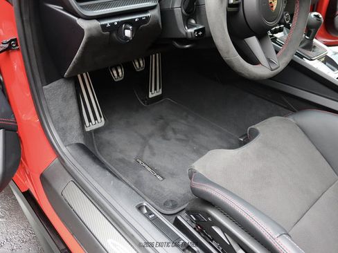 Used 2026 Porsche 911 GT3 RWD image 35