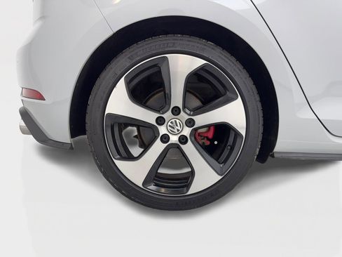 Used 2018 Volkswagen GTI S FWD image 46