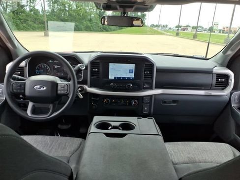Used 2023 Ford F150 XLT AWD/4WD image 4