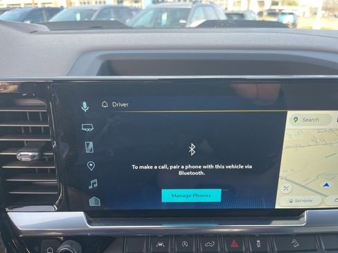 Used 2025 Chevrolet Silverado 1500 LT Trail Boss w/ Convenience Package II image 29