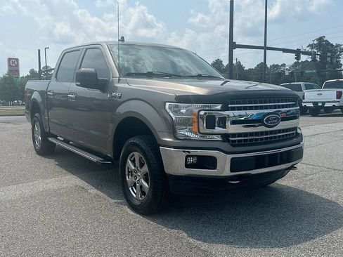 Used 2020 Ford F150 XLT w/ Equipment Group 302A Luxury AWD/4WD image 2