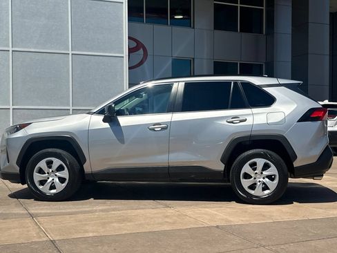 Certified 2019 Toyota RAV4 LE w/ Carpet Mat Package FWD image 8